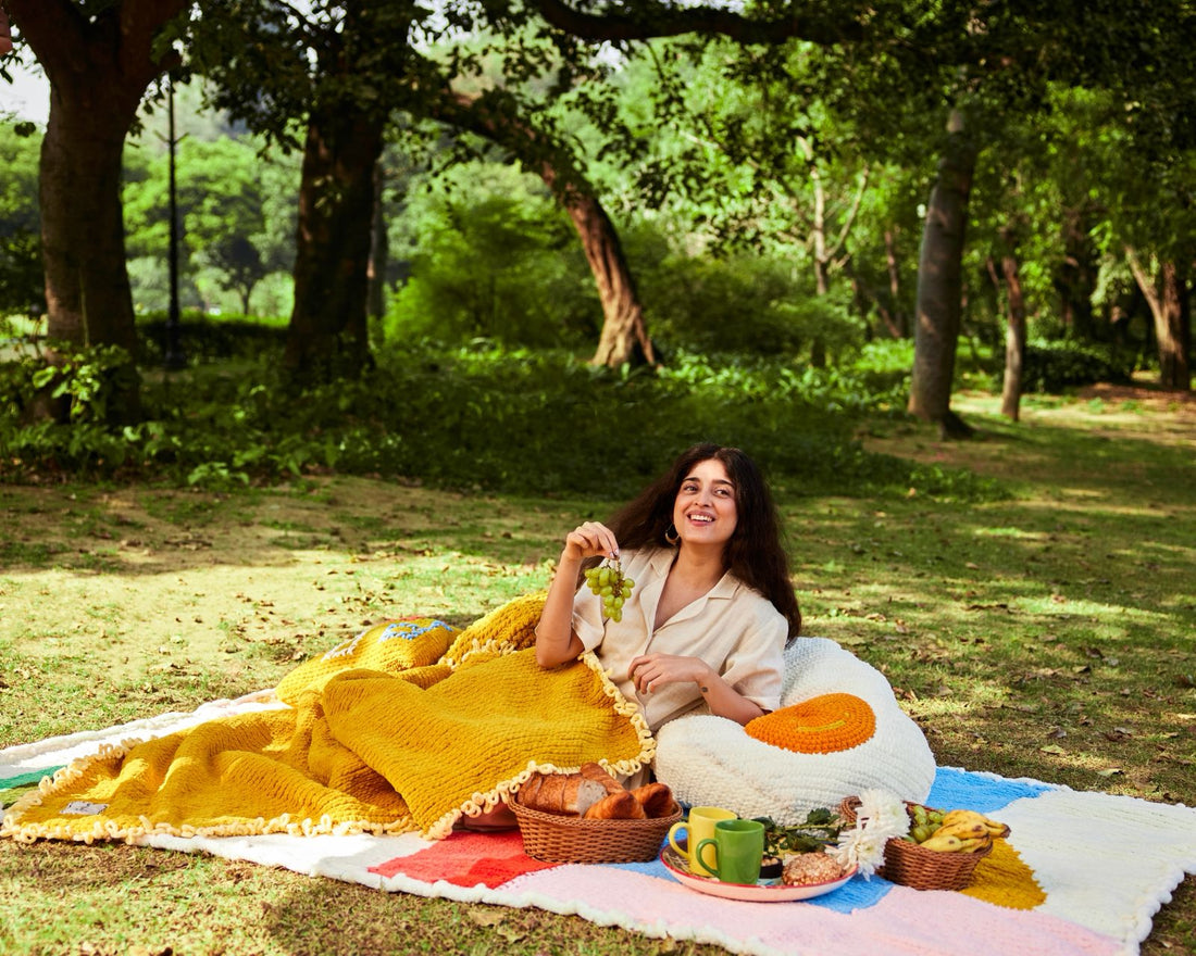 How to Style Throw Blankets: A Warm, Easy Guide for a Beautifully Layered Home