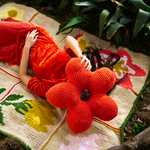 Bloom Sculpted Cushion
